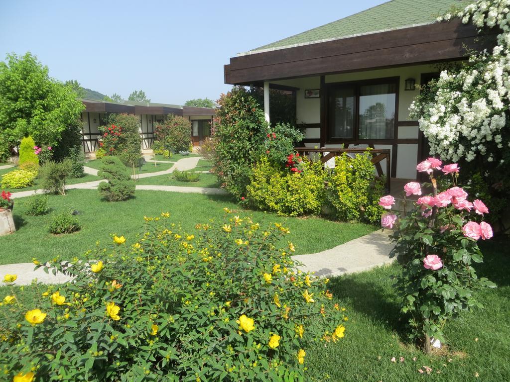 Riva'S Club Hotel โพโลเนซคอย ภายนอก รูปภาพ